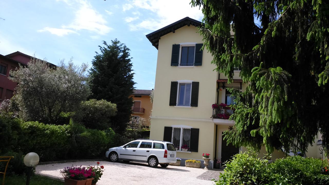 Appartamento Villa Margherita Desenzano del Garda Kültér fotó